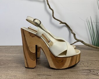 old school shoes from the 70s