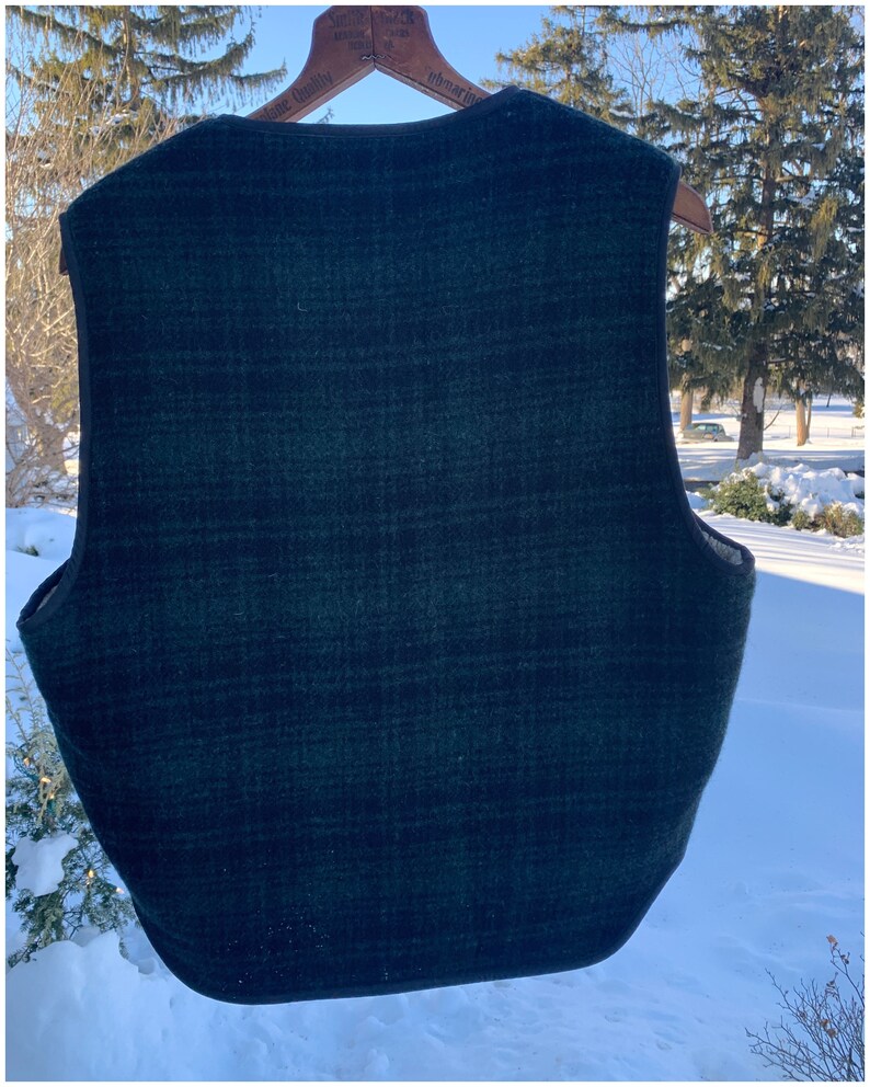 made in the USA mens size S-M vintage LL Bean wool vestblack and green plaid wool sherpa lined vest