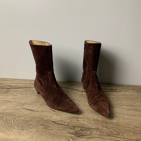 Vintage 90's Brown Suede Boots/1990's J. Crew Chocolate Brown Suede Leather With Pointed Toe/Made in Italy/Size 7