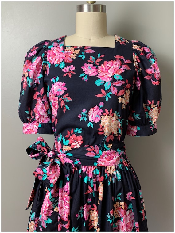 Vintage 80s Laura Ashley Dress/80s Black and Pink… - image 3