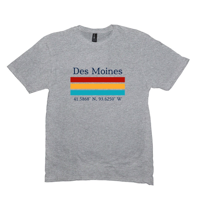 Des Moines Iowa Retro Vintage TShirt Des Moines Gift Des Etsy