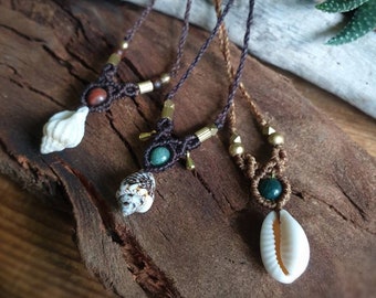 Makramee Muschel Kette mit Halbedelsteinperle // Halskette mit Muschel THE SHELL personalisierbar
