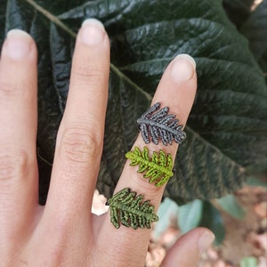 Fern Ring Macrame Ring with Fern, Adjustable // Forest Ornament Fern Leaf Wanderlust