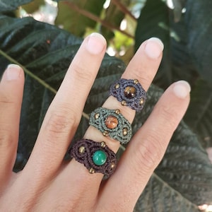 Macrame ring with semi-precious stone pearl // Boho hippie RINGLEIN customizable