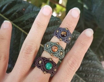 Macrame ring with semi-precious stone pearl // Boho hippie RINGLEIN customizable