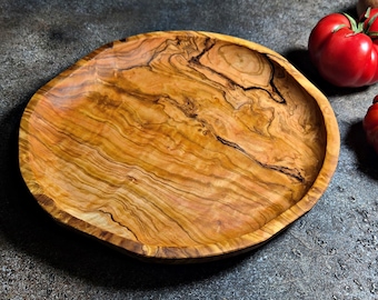 Customizable olive wood plate