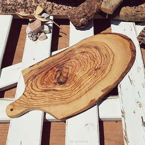 Olive Wood Cutting Board rustic with handle, Live Edge Natural Cutting Board, Rustic Cheese and Bread Board, Extra Rustic Wood Board Home