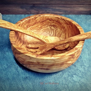 Salad Bowl with Servers spoons set Olive Wood, Wooden Bowls handmade with Serving Spoons for Salads and Pasta Serving Bowls