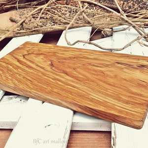 Olive Wood Cutting Board For Kitchen , Charcuterie Board Large, Handmade Kitchen Board, Rustic Kitchen Cutter Small, Table Serving Tray Wood zdjęcie 5