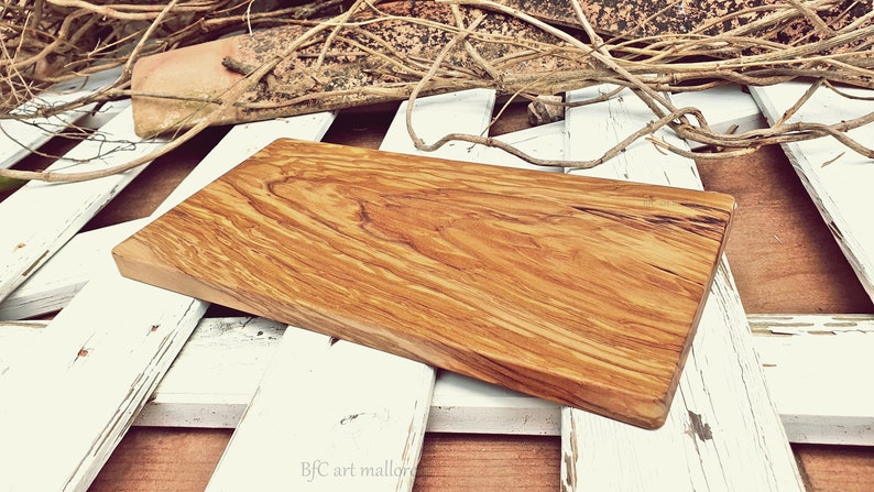 Olive Wood Cutting Board For Kitchen , Charcuterie Board Large, Handmade Kitchen Board, Rustic Kitchen Cutter Small, Table Serving Tray Wood zdjęcie 5