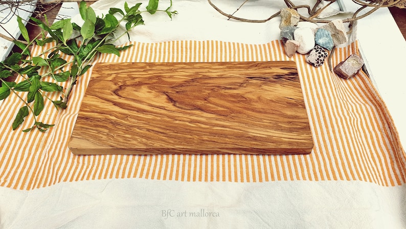 Olive Wood Cutting Board For Kitchen , Charcuterie Board Large, Handmade Kitchen Board, Rustic Kitchen Cutter Small, Table Serving Tray Wood zdjęcie 4