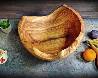 Saladier fait main en bois d'olivier : centre de table rustique personnalisable