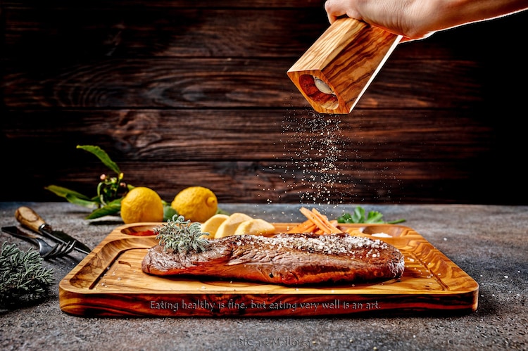 Custom Steakbrett für Fleisch und Grillen, Steakplatte mit Saftrinne, Steakplatte aus Olivenholz, Servierbrett für Steak und Grillgerichte