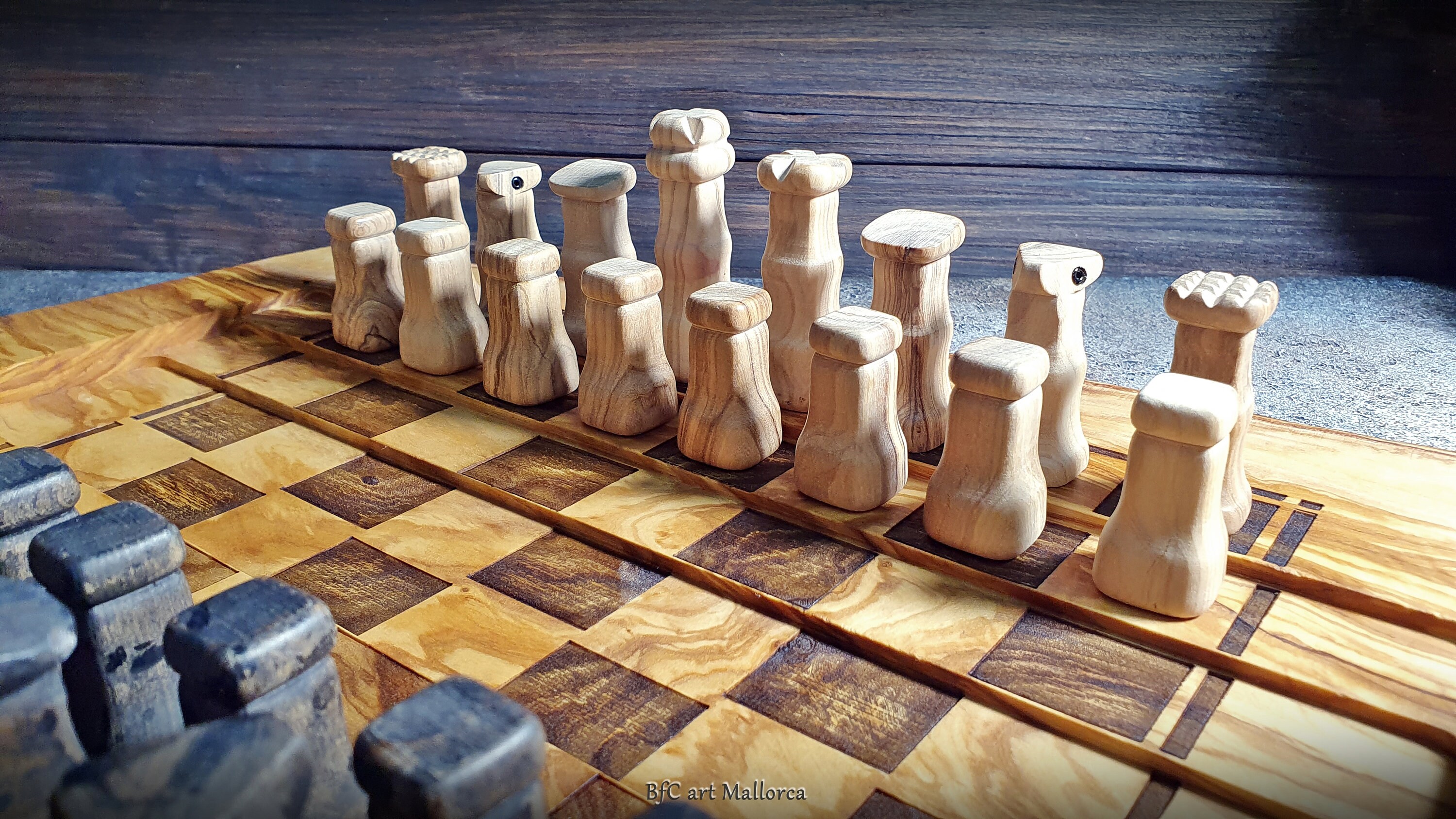 Rustic Olive Wood Chess SOlive Wood Chess Set- Rustic Wooden Chess Board at  BeldiNestet