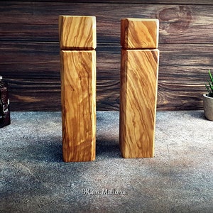 Handcraft Salt and Pepper Mill Set for Seasoning of Olive Wood, Salt and Pepper Mill Set, Spice Grinder Mill Modern with Grinder Ceramic