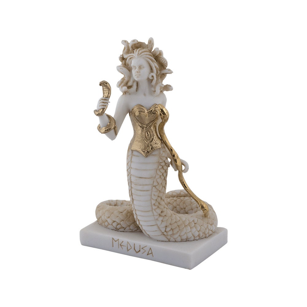 Medusa Queen of Gorgons – GoldenGrottoAR