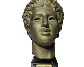 Scultura di testa di atleta efebo, busto di giovane greco antico, statua patinata con base in marmo.