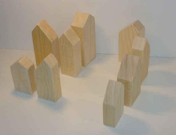 Holzhaus Holzhäuser zum basteln, bemalen Höhe 6 -15 cm, individuelle Größen, fertig zur Deko,