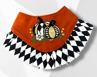 Bandana de abóbora de outono para cães: acessório feito à mão para cães pequenos
