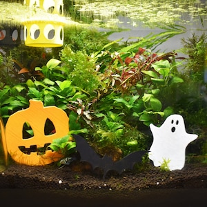 3D Printed Halloween Decoration For Aquarium. Fun Halloween Ornaments For Fish Tank. 3D Printed Pumpkin, Spooky Ghost and Bat For Halloween.