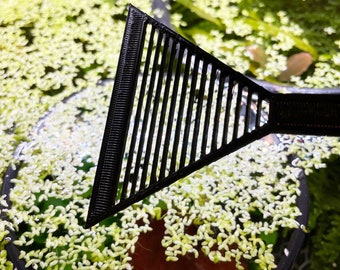 Duckweed Removal Spatula, Effortlessly Remove Floating Plants for a Cleaner, Healthier Aquatic Environment. No More Tedious Maintenance.