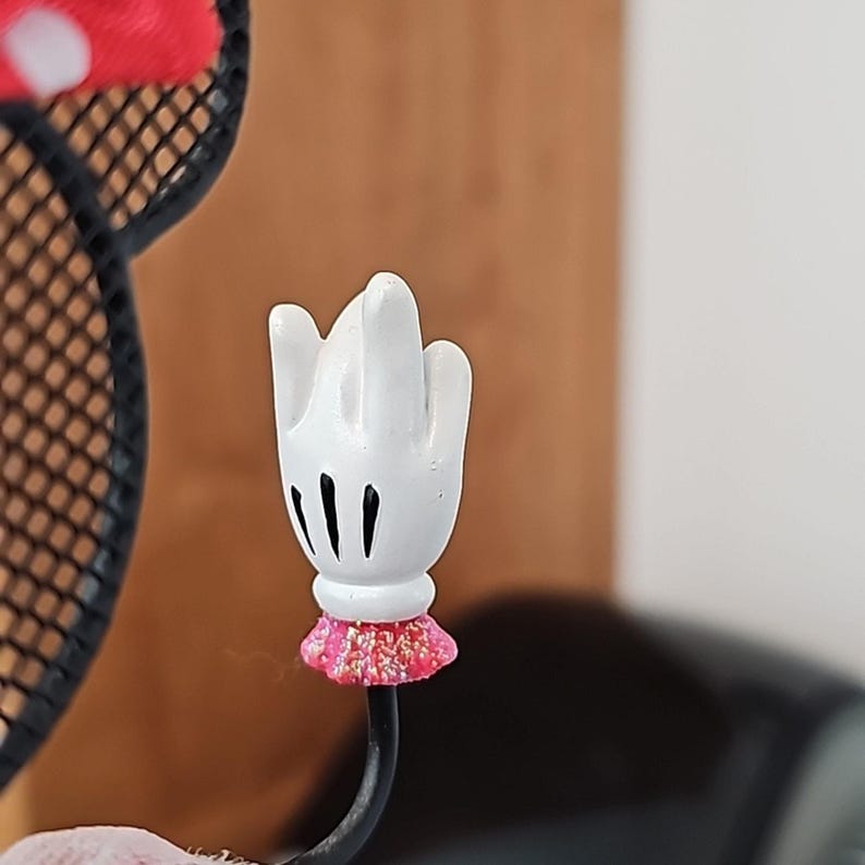 Authentic Disney Shanghai Disney Resort Minnie Mouse Jewelry Hanger 14.5" image 13