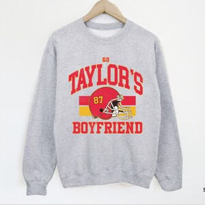 Taylor Luvs Travis Crewneck