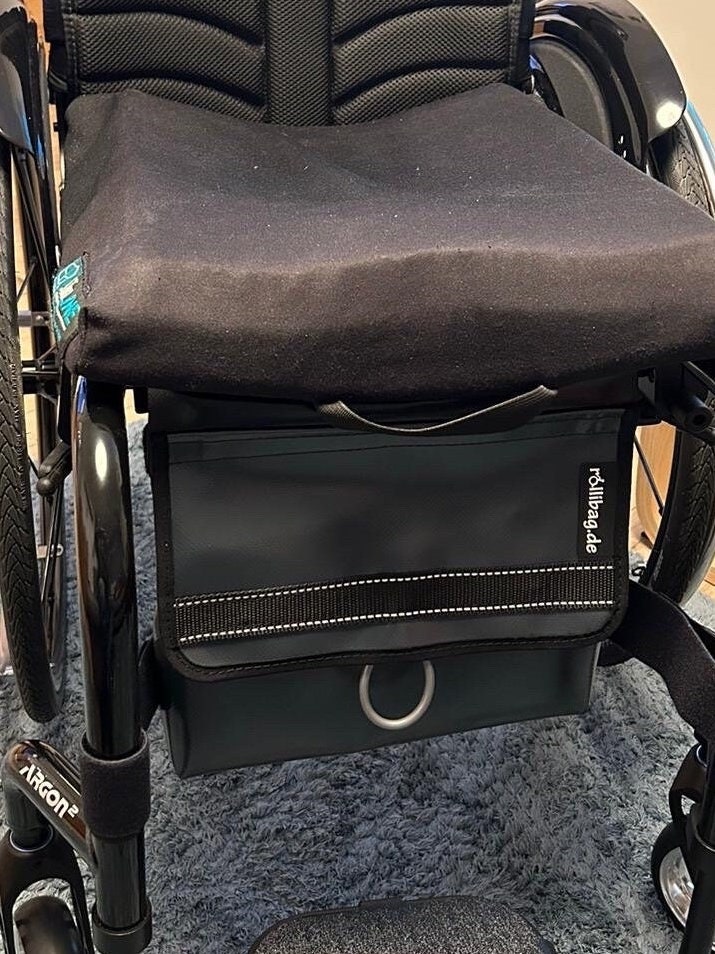 Large "dark grey" wheelchair bag - wheelchair accessories, rollator, rollibag.de