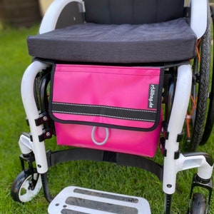 pink/black—wheelchair bag -front pocket —BIG volume- with 2 systems for attaching the rollibag.de