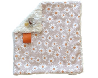 Neutral Daisy Pacifier Blanket with embroidered name, Minky Lovey Blanket, Floral Baby Lovie with options.