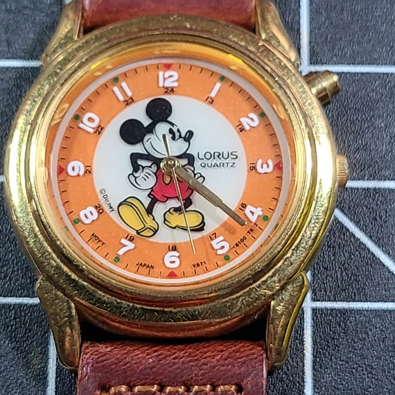 Rare Collectible Mickey Mouse  Lorus Wrist Watch - image 5