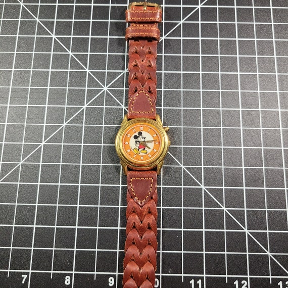 Rare Collectible Mickey Mouse  Lorus Wrist Watch - image 9