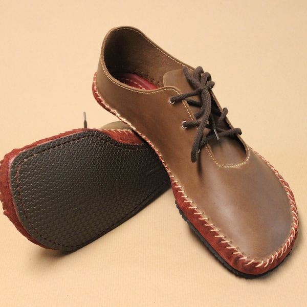 Schuhe made in Germany, Damenschuhe Leder, handgemachte Barfußschuhe, nachhaltige Minimalschuhe, breite Zehenbox | Mod. 12 lowcut Braun-Rot