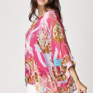 Chemisier Hermès Manches Courtes – Imprimé Mythologie Multicolore – Taille 38 (US 6) – Occasion Parfait état