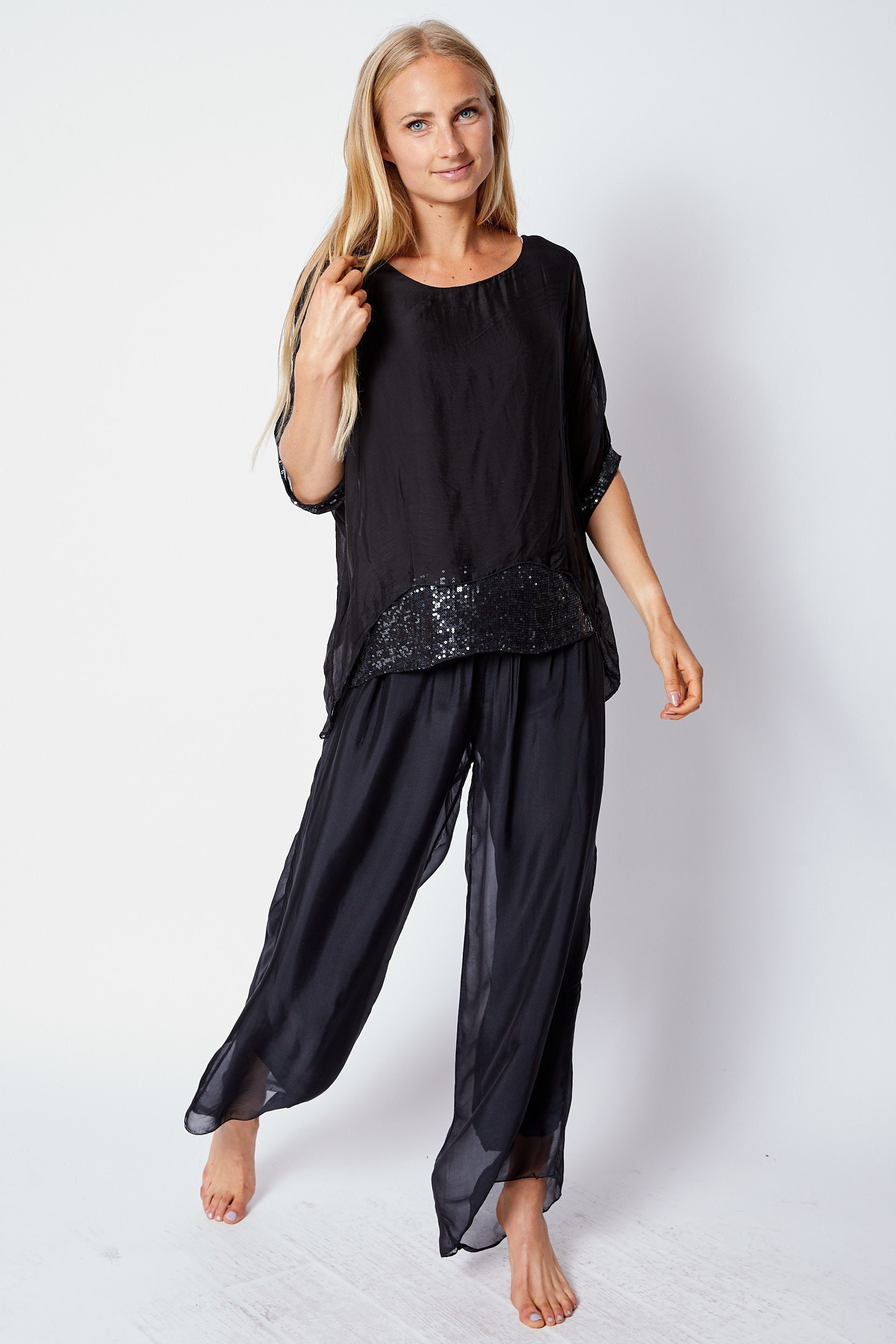 womens plus banded bottom tops