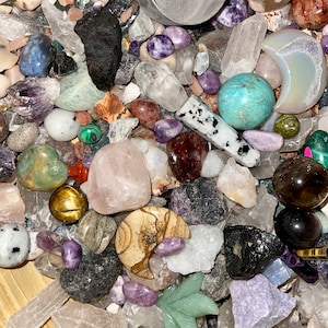 Crystal Confetti | Medium Crystal Confetti Scoop | 8oz Crystal Confetti | Witchy Gifts | Crystal Gifts | Crystal Confetti Scoops | Mystery