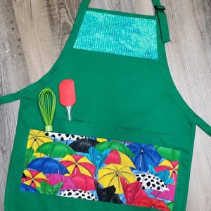 Umbrella Apron, Spring Apron, Kitchen Apron, Chef&#39;s Apron, Custom Apron, Gift for Cook, Kiss the Cook, Gardening Apron