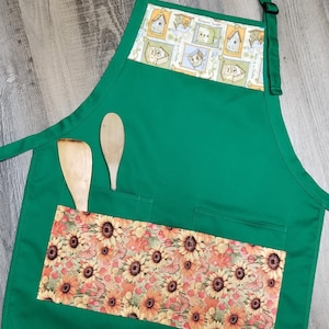 Sunflower Apron, Gardening Apron, Kitchen Apron, Customizable Apron, Gift for Gardener, Plant Lady Apron, Bridal Shower Gift