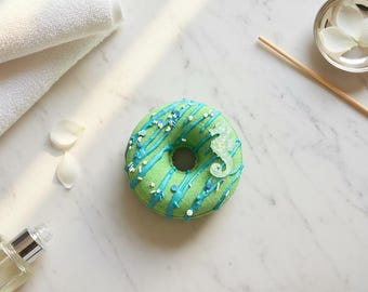 Bath bomb donut seahorse