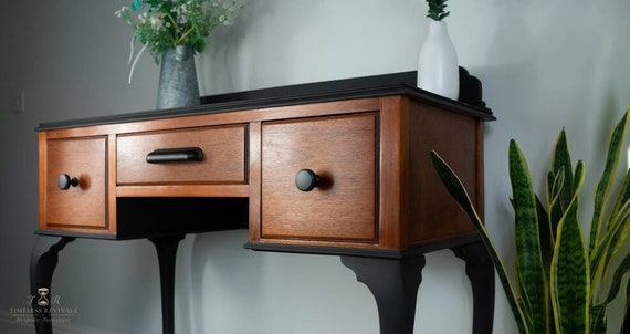 Antique Mahogany Queen Anne Writing Desk: Black Accents