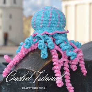 Crochet Jellyfish Pattern. Language - English (US)