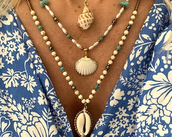 Natural Shell necklace, Aegean sea shell necklace, shell jewelry, summer jewelry, cowrie shell necklace, Gift for her, beach wedding jewelry