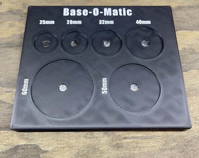 Miniature base magnetize tool