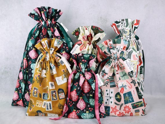 Reusable Fabric Gift Bag: Holiday Drawstring Eco-Friendly Christmas Wrapping Sack