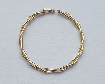 9K Gold Twisted Nose Ring Hoop Piercing 9ct hoop piercing minimalist look / gold nose ring / 9ct gold nose ring / nose ring gold / nose ring