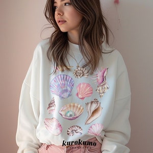 Watercolor Sea Shell Crewneck Coquette Pearl Seashell Sweatshirt Ocean Lover Sweatshirt Soft Girl Aesthetic Clothing Oceancore Indie Sweater