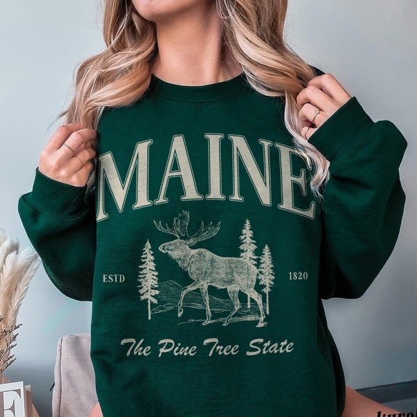 Vintage Maine Crewneck Moose Graphic Sweatshirt College Crew Neck Sweatshirt Wanderlust Mountain Sweater Camping Gear Preppy Sweatshirt