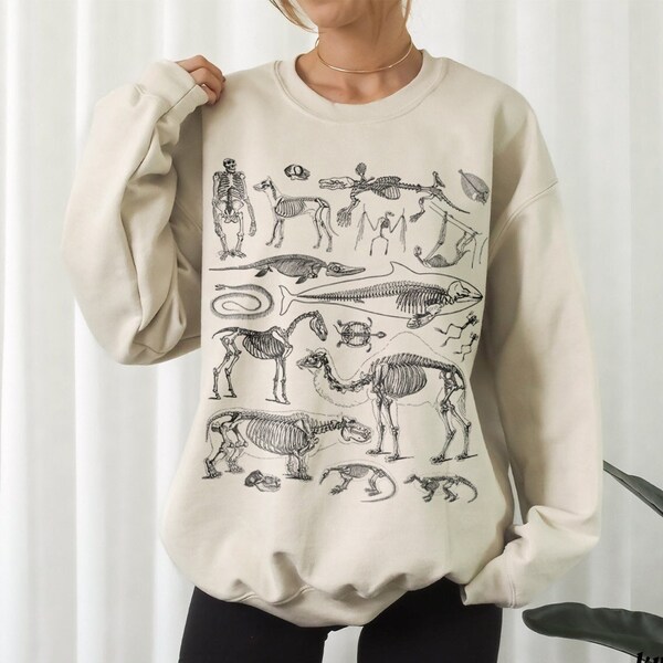 Zooarchaeology Skeleton Crewneck Vintage Animal Bones Sweatshirt Dark Academia Vulture Culture Goblincore Anatomy Veterinarian Biology Gift