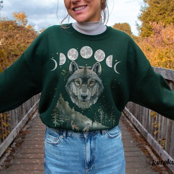 Watercolor Wolf Crewneck Forest Animal Wildlife Sweatshirt Woodland Animals Wanderlust Indie Mountain Sweater Granola Girl Leave No Trace