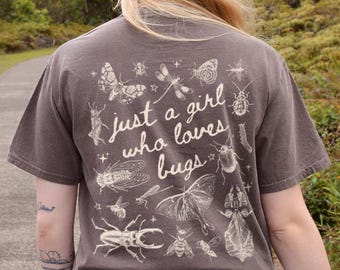 Vintage Bugs Tshirt Entomology Insect Graphic Tee Bug Lover Shirt Granola Girl Camping Clothes Goblincore Clothing Gift for Entomologist